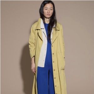 Ilana Kohn Mav trench in Mellow.